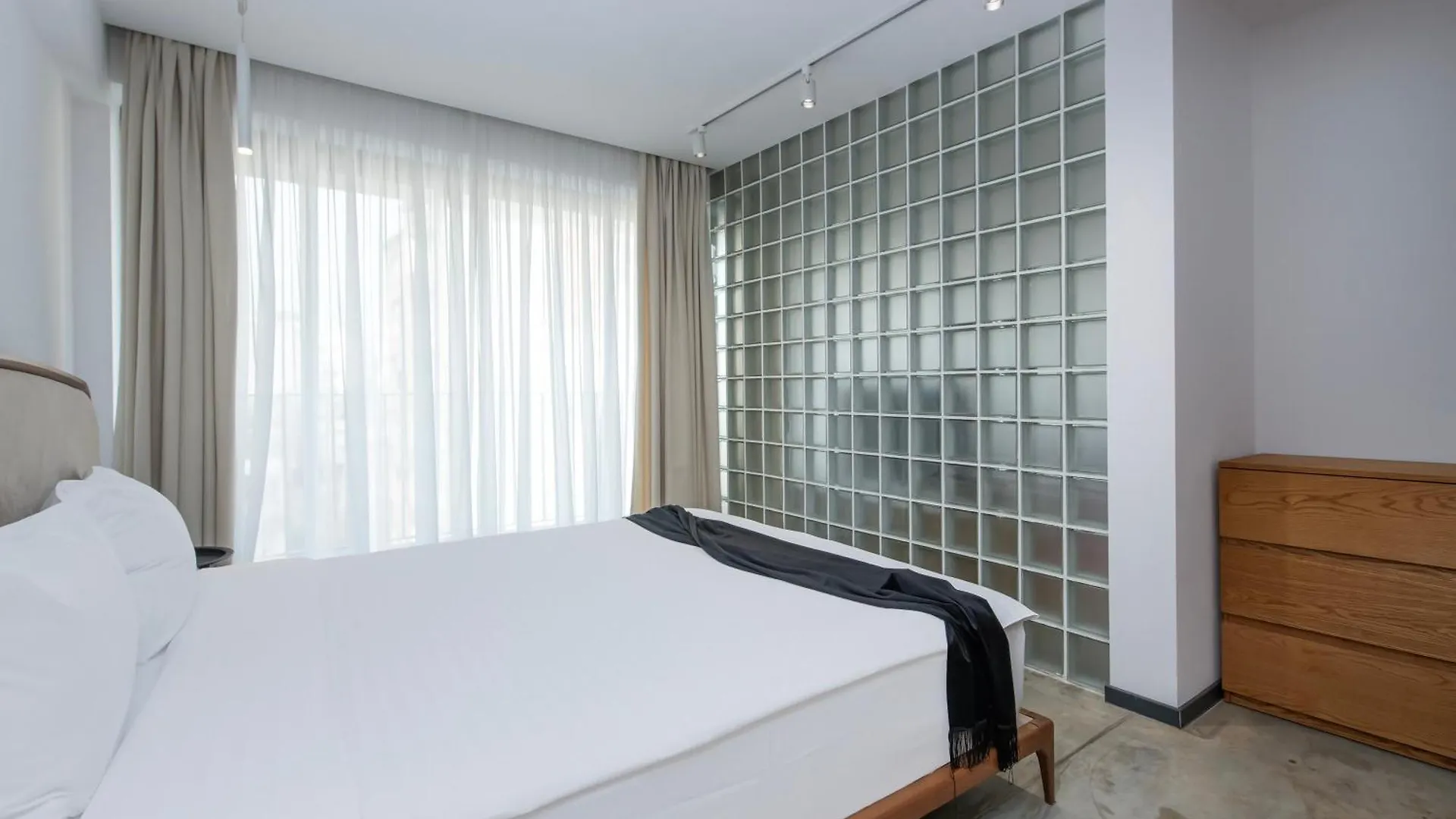 Serviced Designed Apartments By Urban Hotels 17 Tbilisi
